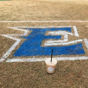 Meet your Posher, Larry